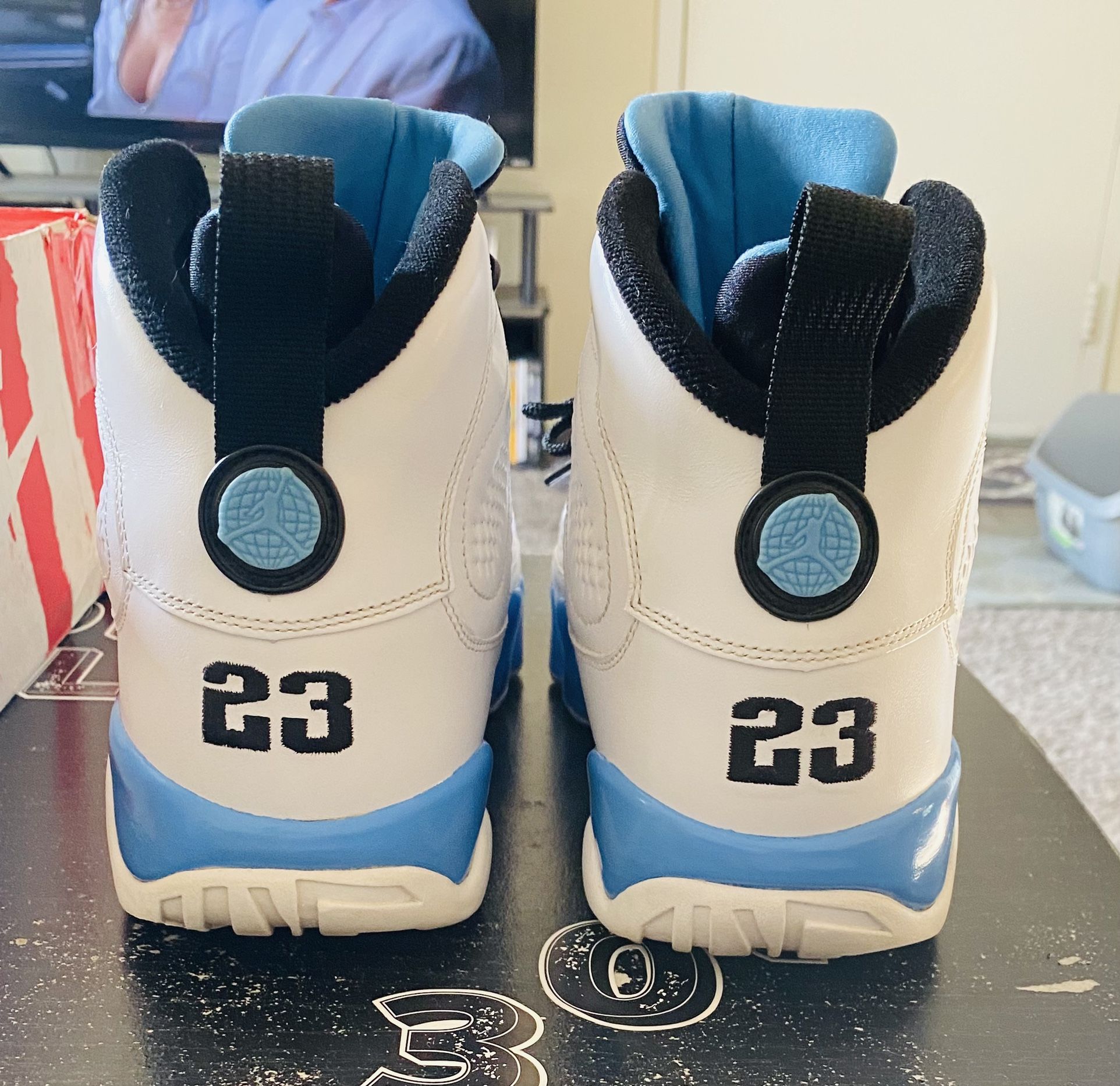 Mens Jordan 9 UNC size 11