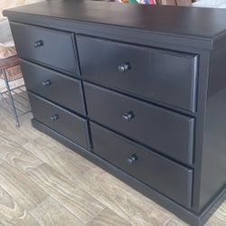 Dresser ( Cajonera )