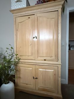 Wooden cabinet