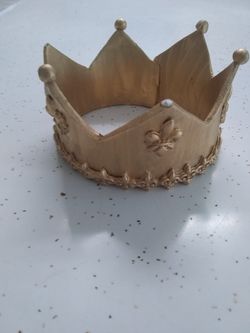 Gold Crown