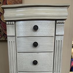 Standing Jewelry Armoire 