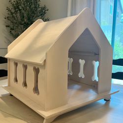 White Wooden Small Dog House 