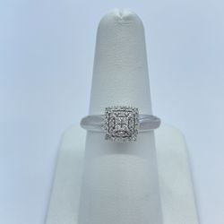 White Gold Ring Diamonds 10K