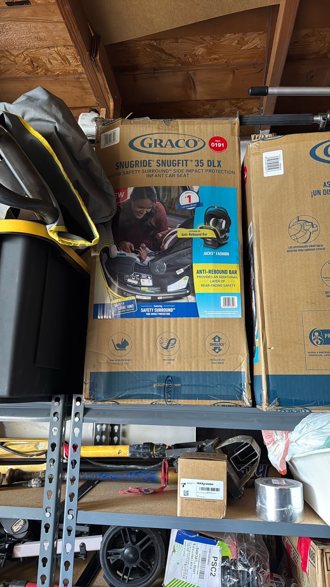 Graco SnugRide SnugFit DLX Infant Car Seat