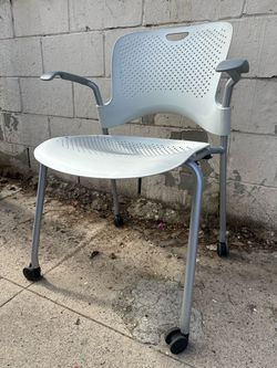 Herman Miller Caper Task Chair