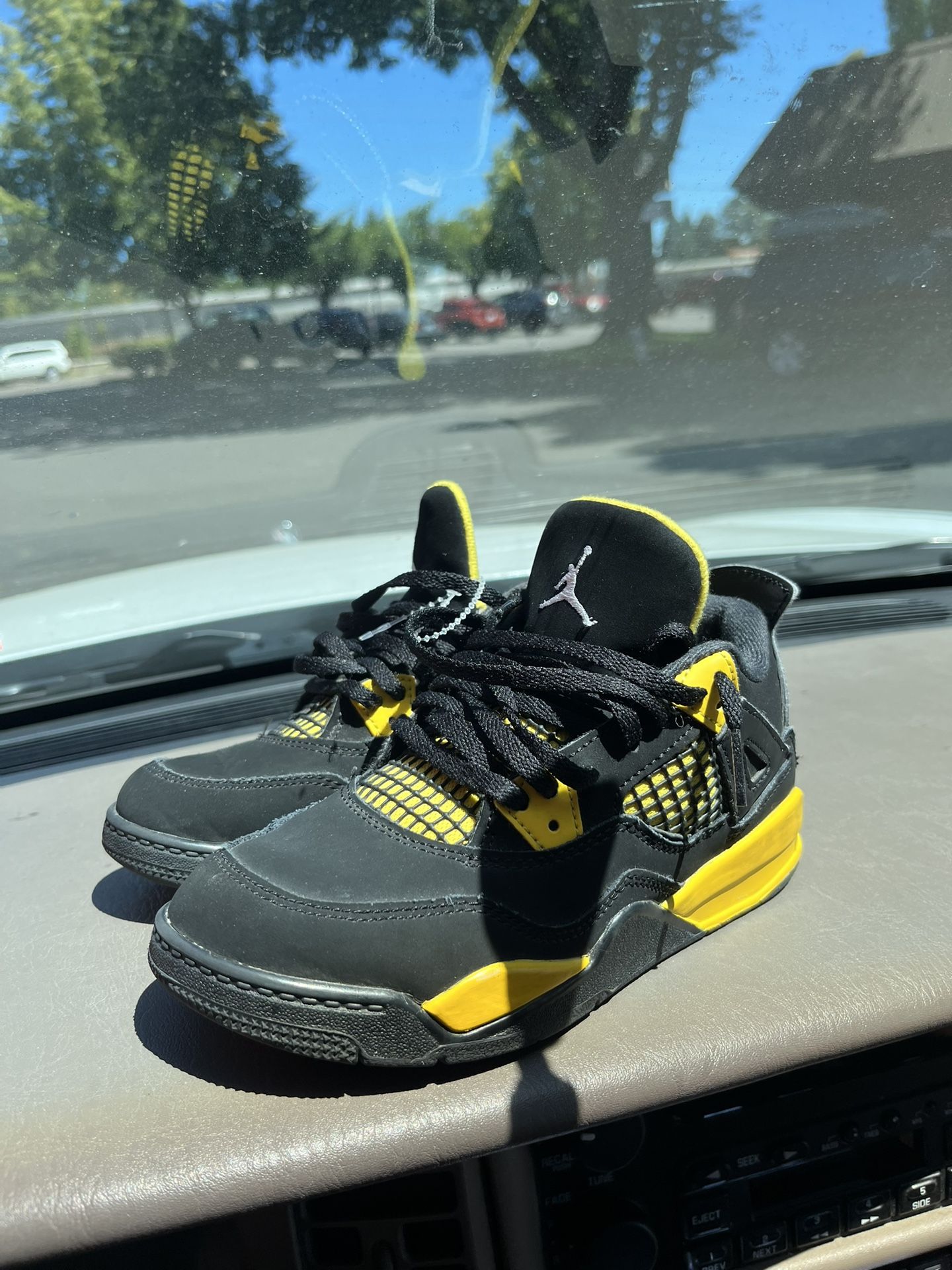Jordan Retro 4’s
