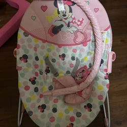 Minnie Mouse Bouncer
