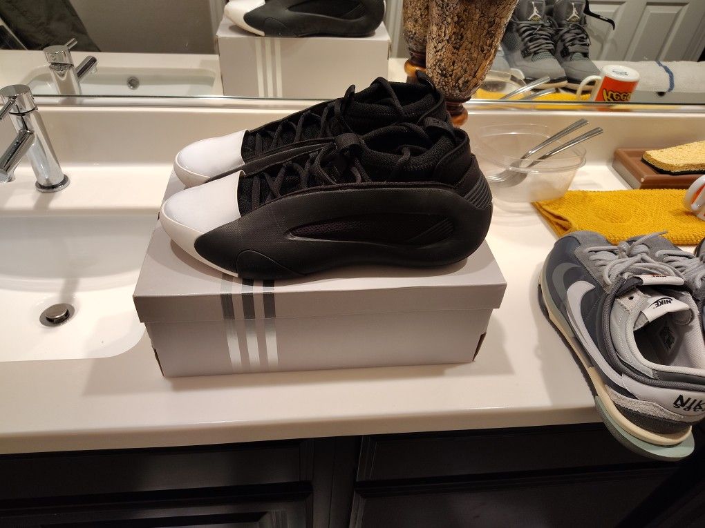 Adidas Harden 8