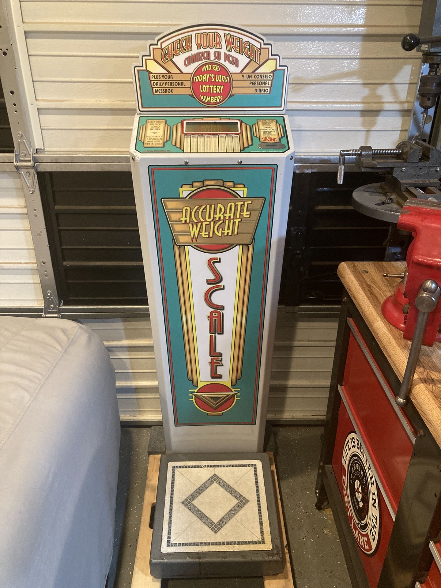 Weight Scale Arcade Digital Coin ,25 Cents Battery Operated