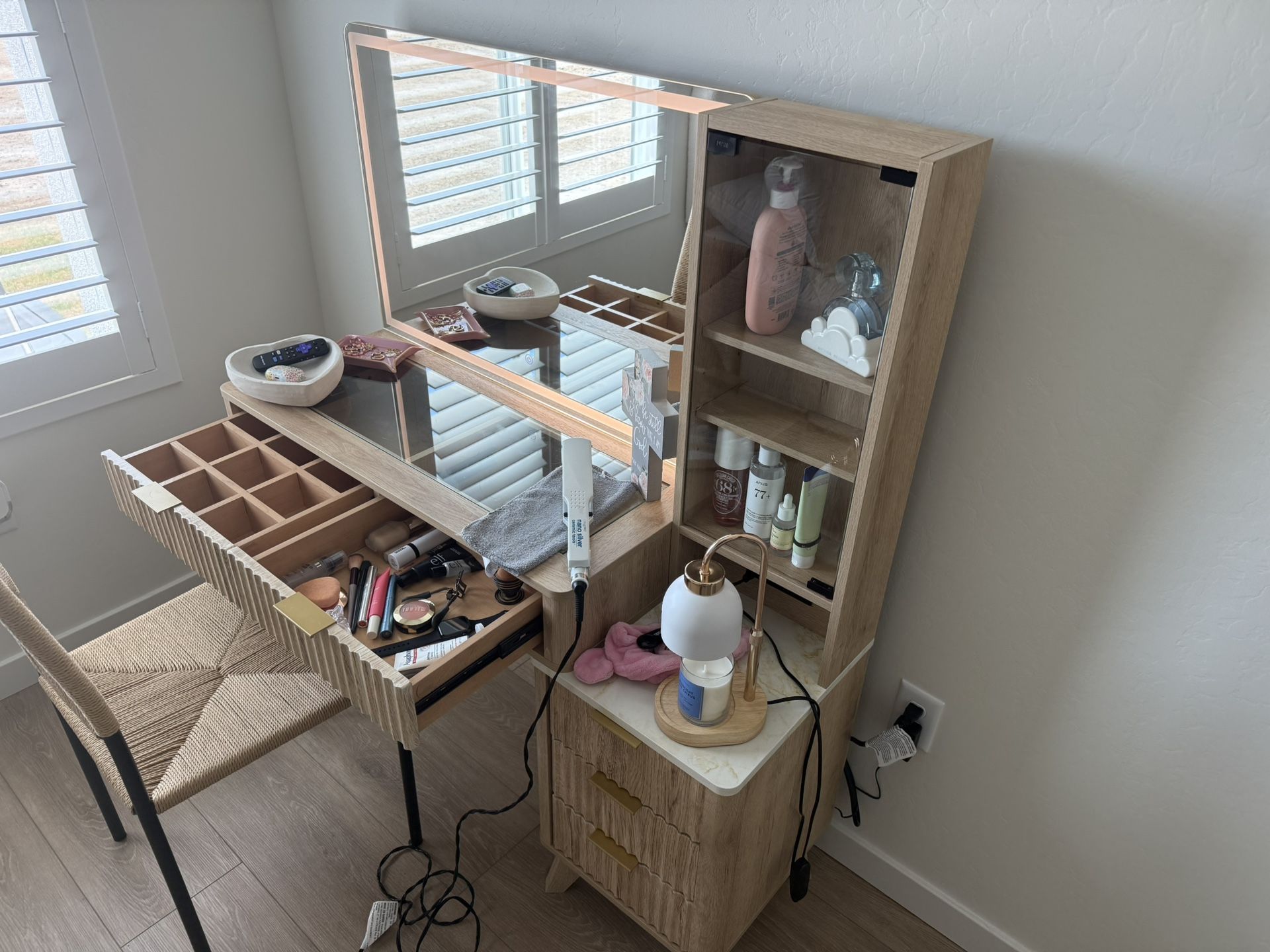 NEW VANITY IN BOX FOR SALE- Let’s Negotiate!