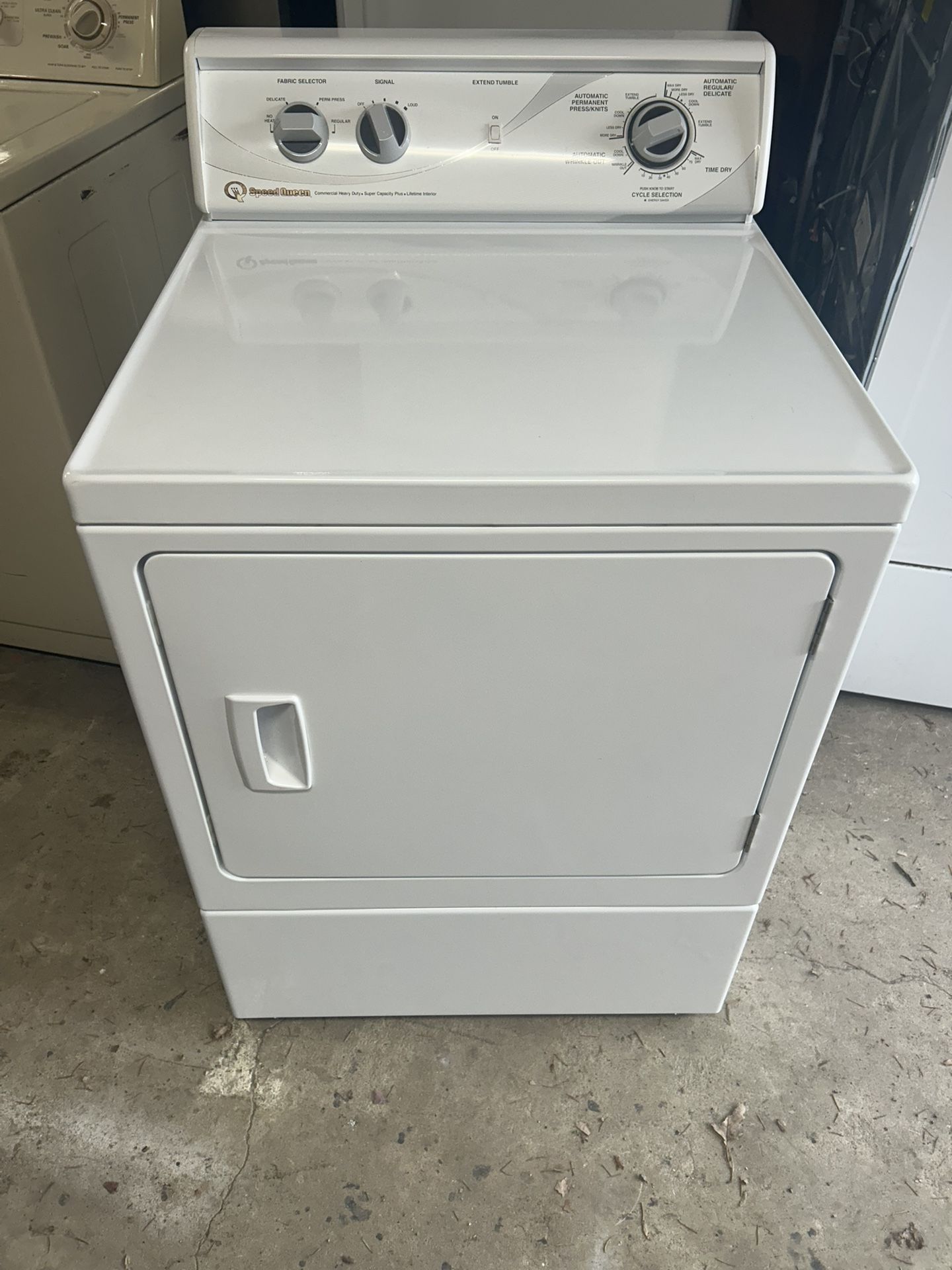 SPEED QUEEN DRYER