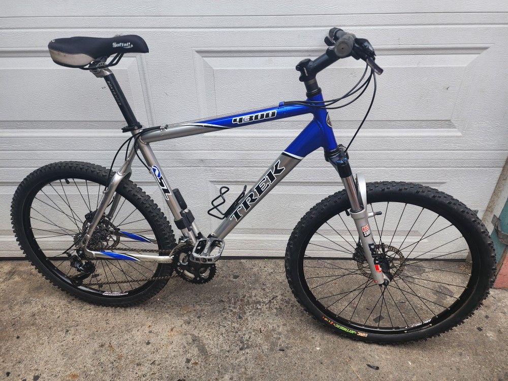 Trek Disc Mountain Bike