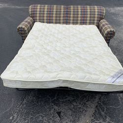 Comfy Nice Pull Out Bed 🔥🔥