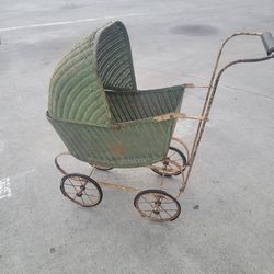 Antique Lloyd Loom Baby Doll Stroller