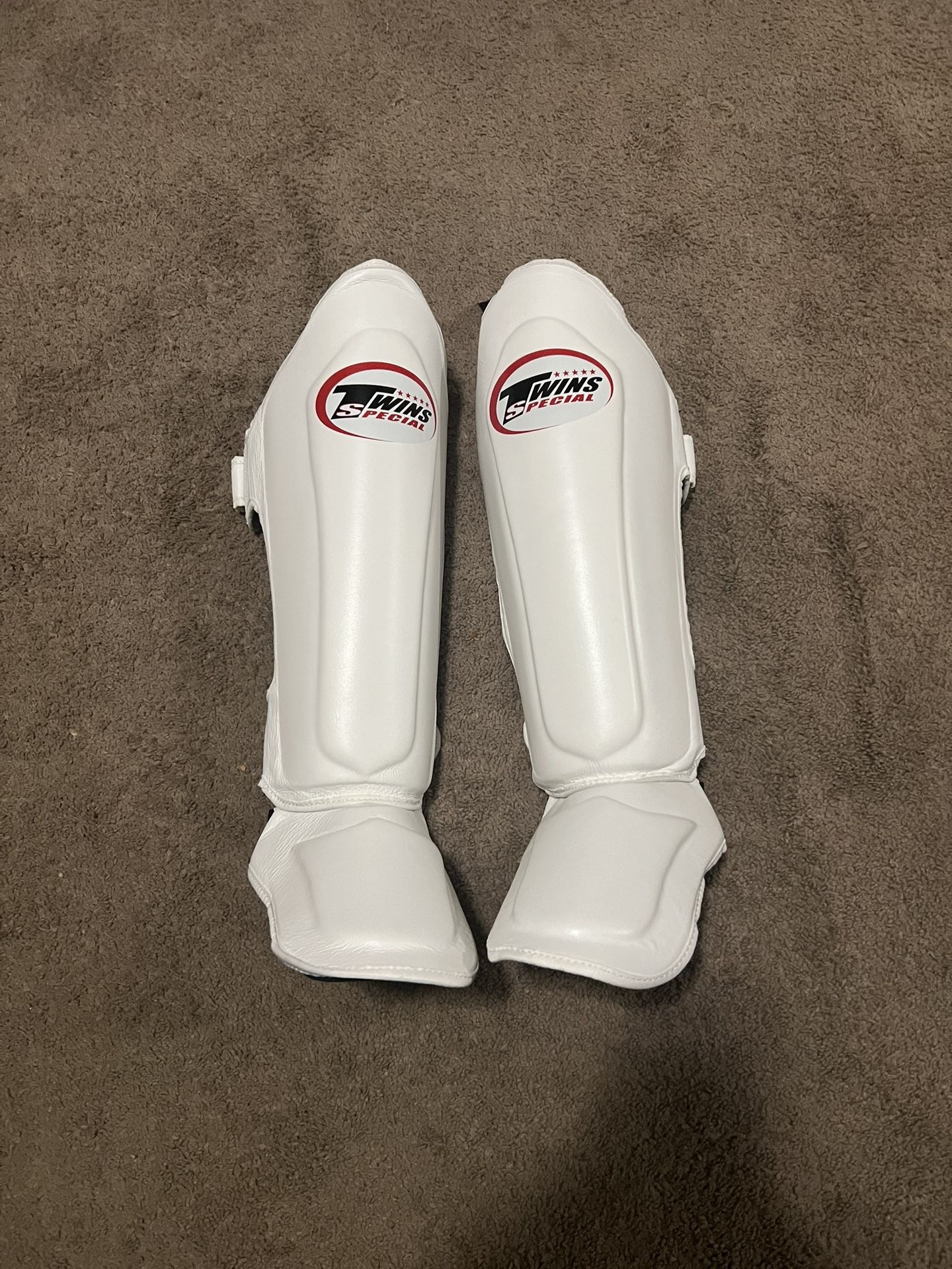 Twins Special Shinguards (Large)