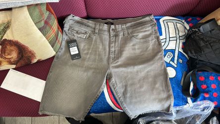 True religión shorts
