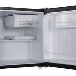 Galanz Mini Fridge 