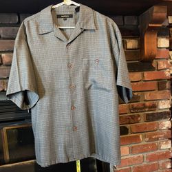 Bachrach Shirt - Size Medium