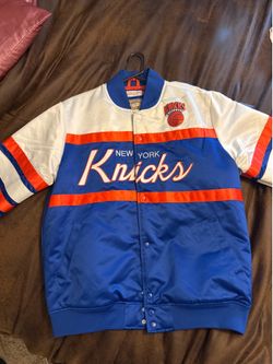 NEW YORK KNICKS MITCHELL & NESS COAT