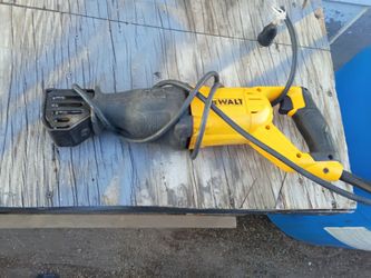 DeWalt sazaw