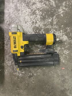 18-Gauge Pneumatic Corded Brad Nailer