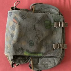 Huge Fossil Bag/Purse With 8 Pockets