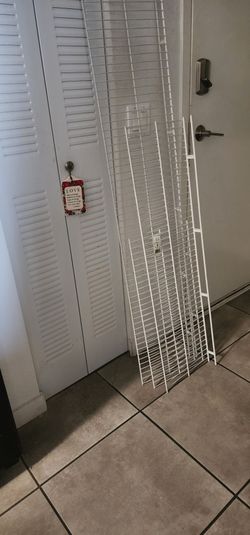 Closet shelf