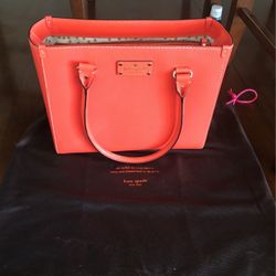 Coral Kate Spade Handbag. Like new .