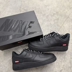 Nike Air Force 1 Low Supreme Black