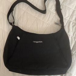 Crossbody bag