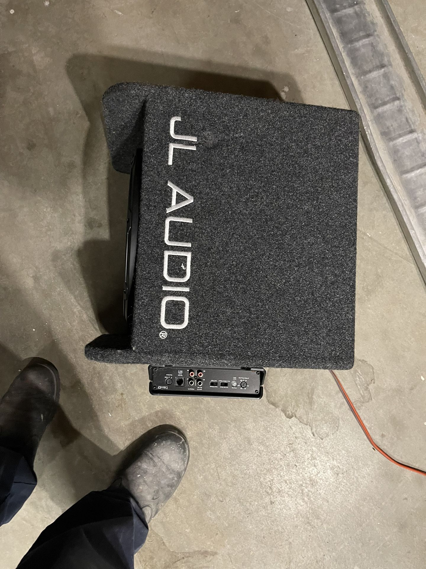 Jl Audio 12 Inch Subwoofer Jl Audio Amp 500/1 for Sale in Rialto, CA