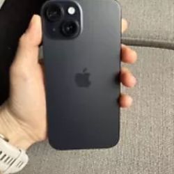 iPhone 15 