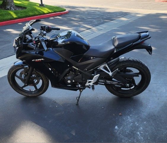 2016 Honda Cbr 300r