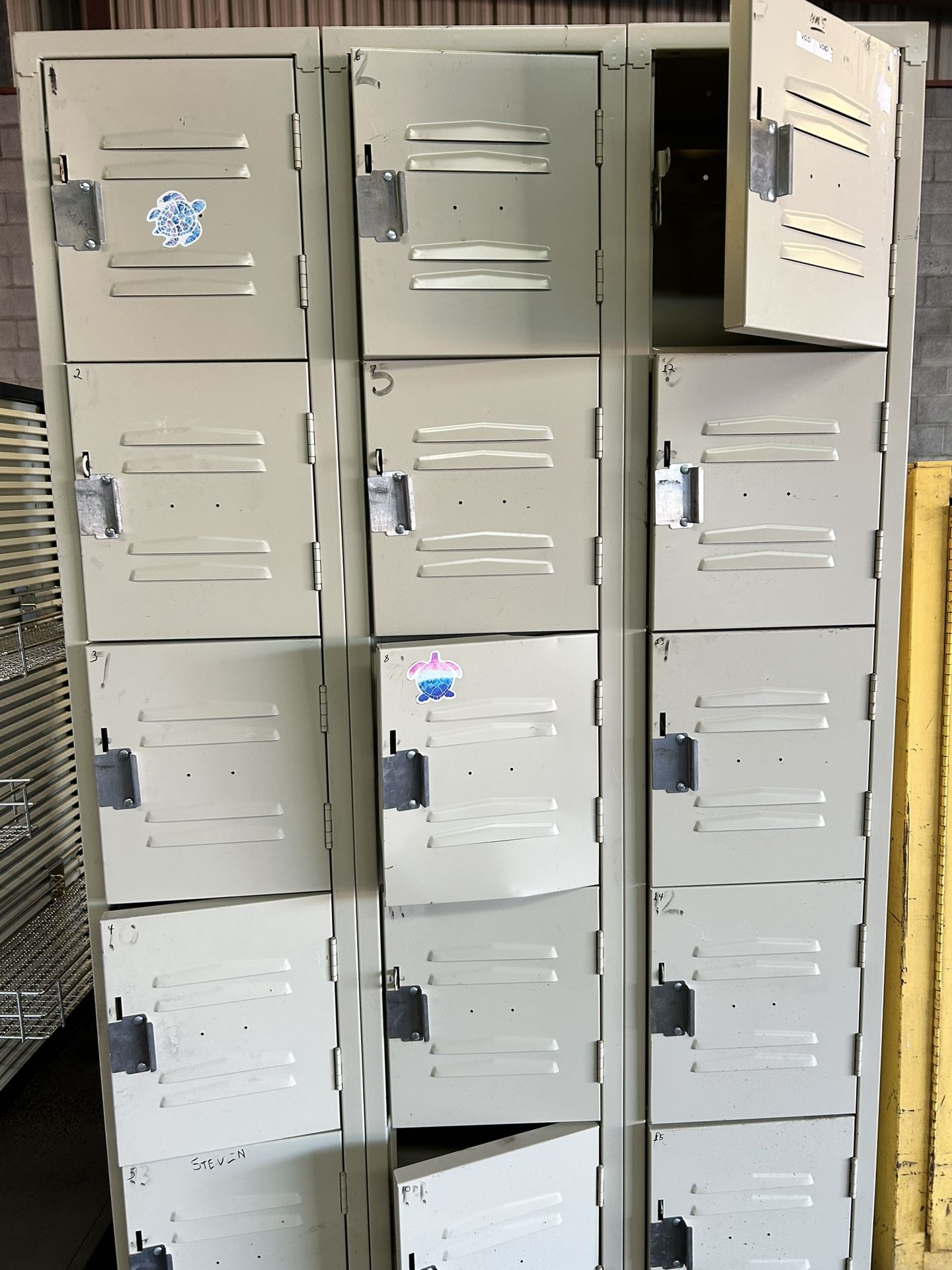 15 DOOR, 5 TIER LOCKERS