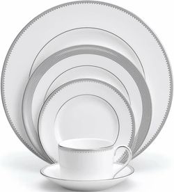 Vera Wang Grossgrain 5 pc China Set NEW