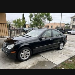 2003 Mercedes C240