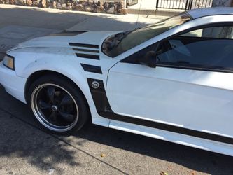 1999 Ford Mustang