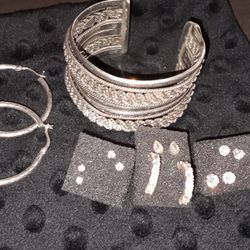 Real 925. Sterling Silver Bracelet,925.hoop Earrings, And 4 Pair 925. Lil Diamond Earrings, N 2 Shell 925.sterling Silver 