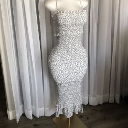 Ruffle Smocked Fitted Long Dress Size S