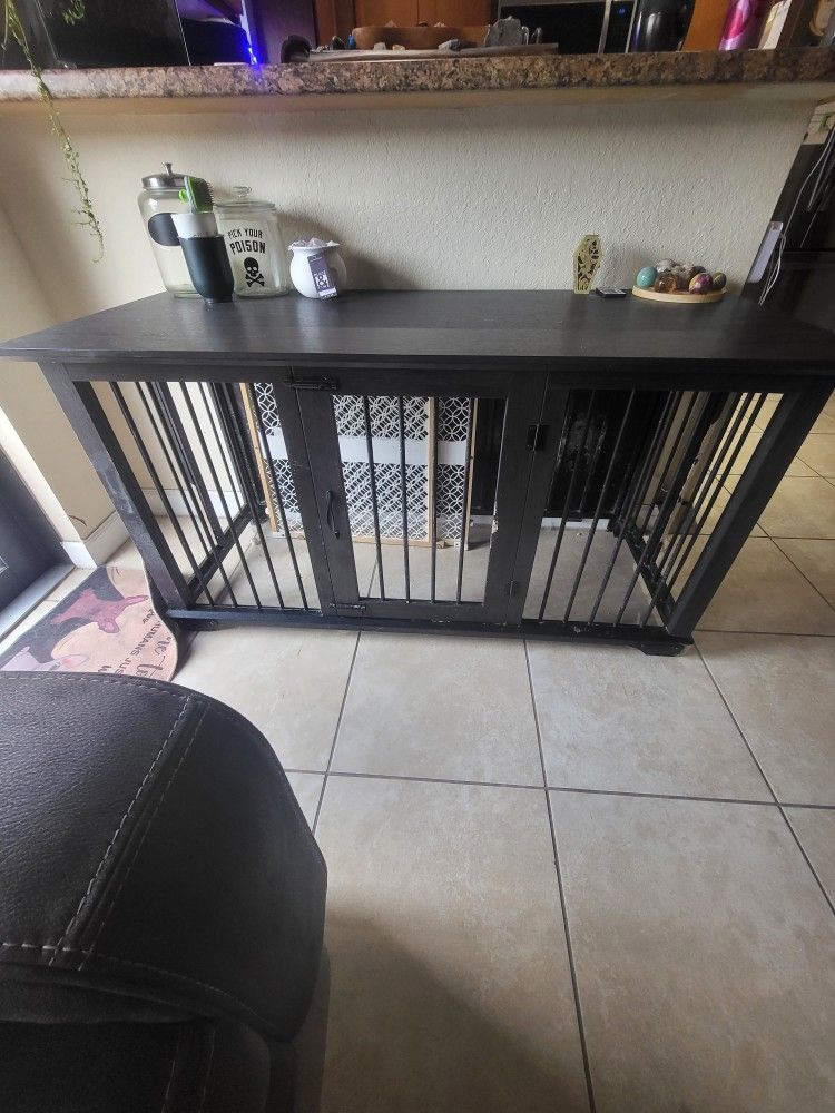 Large Dog Kennel /furniture for Sale in Princeton, FL OfferUp