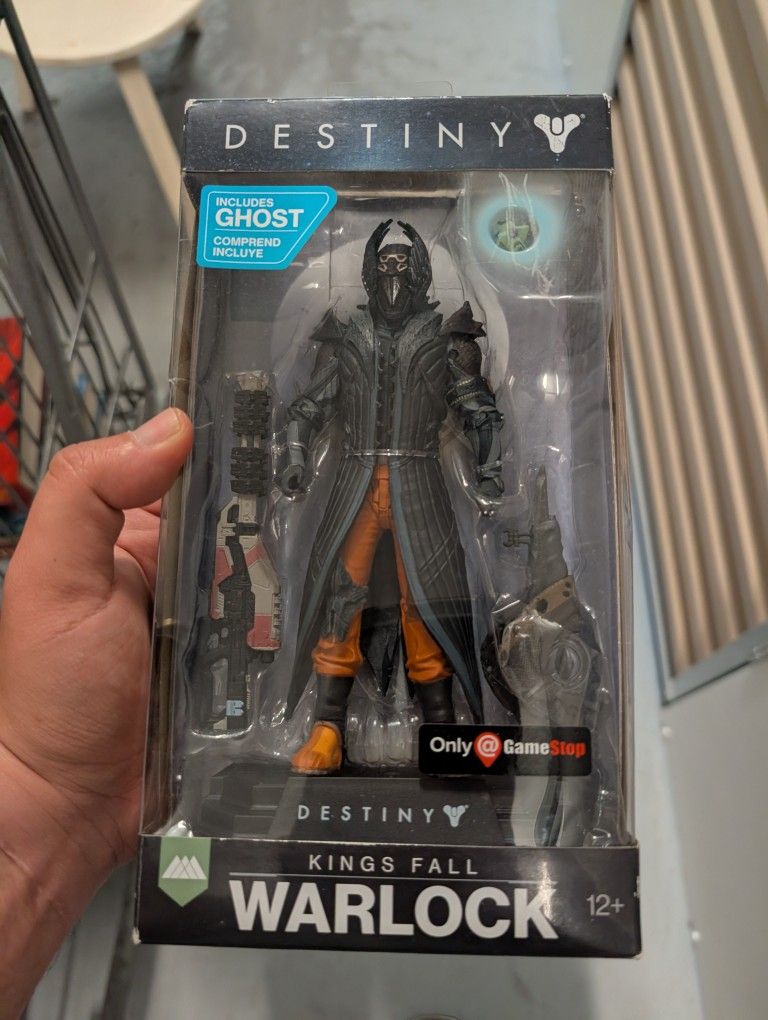 Gamestop Limited Edition Warlock Figurine