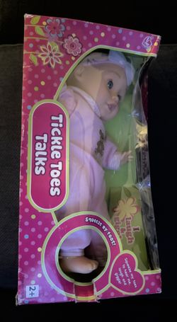 VINTAGE BRAND NEW 2002 TICKLE TOES ELECTRONIC DOLL - LOVEE TOY CO BABY DOLL