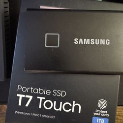 1TB Samsung T7 Touch SSD USB-C 10Gbps
