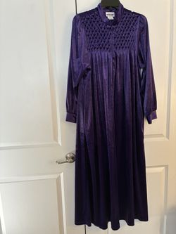 Elegant Purple Long Robe Size Large