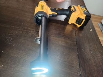 Caulking gun, silicone gun