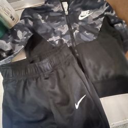Toddler Boy Nike Sweatsuit 