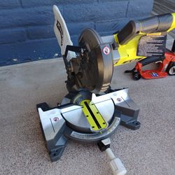 MITER SAW 7"1/4 RYOBI 18V TOOL ONLY 