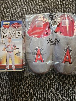 Angels Bobblehead  And Slippers