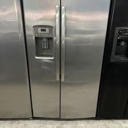 Stainless Side By Side Refrigerator 