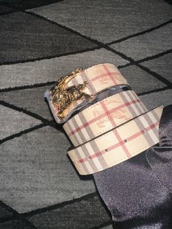 Burberry belt